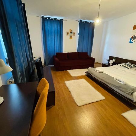 Londof Housing City Center Brasov Apartment Ngoại thất bức ảnh