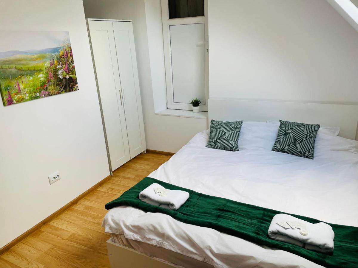 Londof Housing City Center Brasov Apartment Ngoại thất bức ảnh