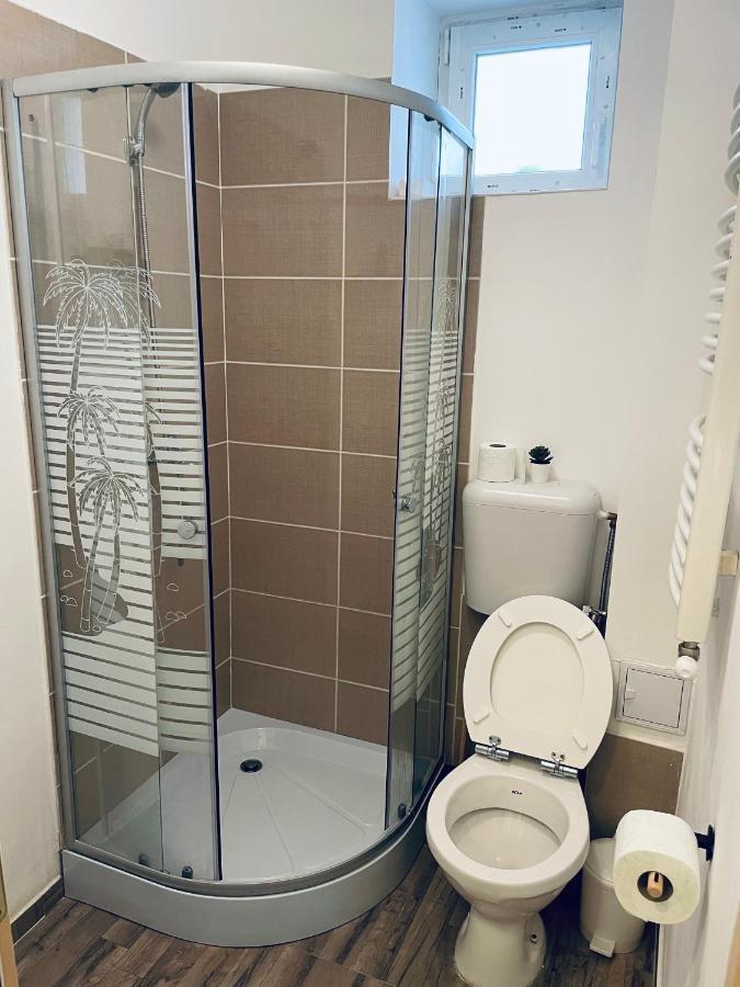 Londof Housing City Center Brasov Apartment Ngoại thất bức ảnh