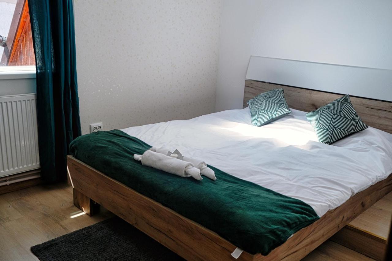 Londof Housing City Center Brasov Apartment Ngoại thất bức ảnh