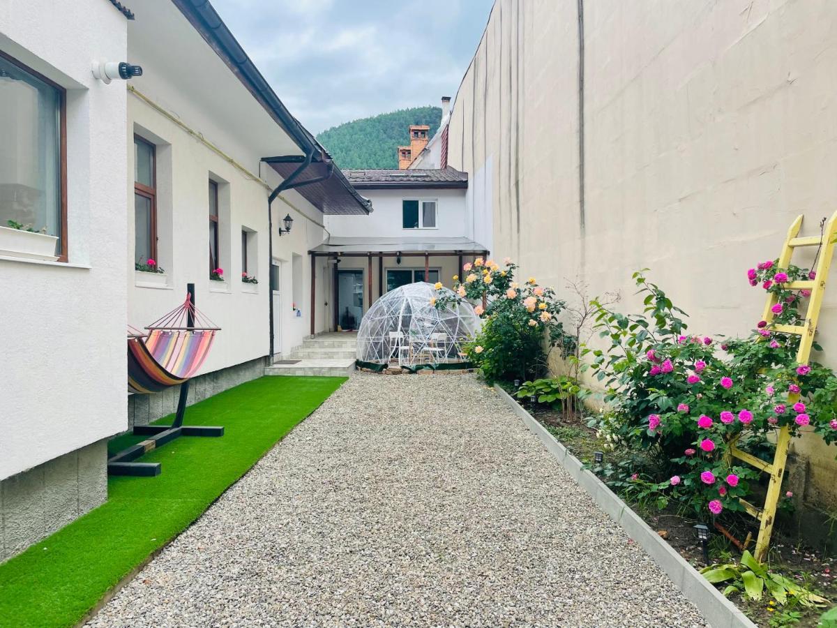 Londof Housing City Center Brasov Apartment Ngoại thất bức ảnh